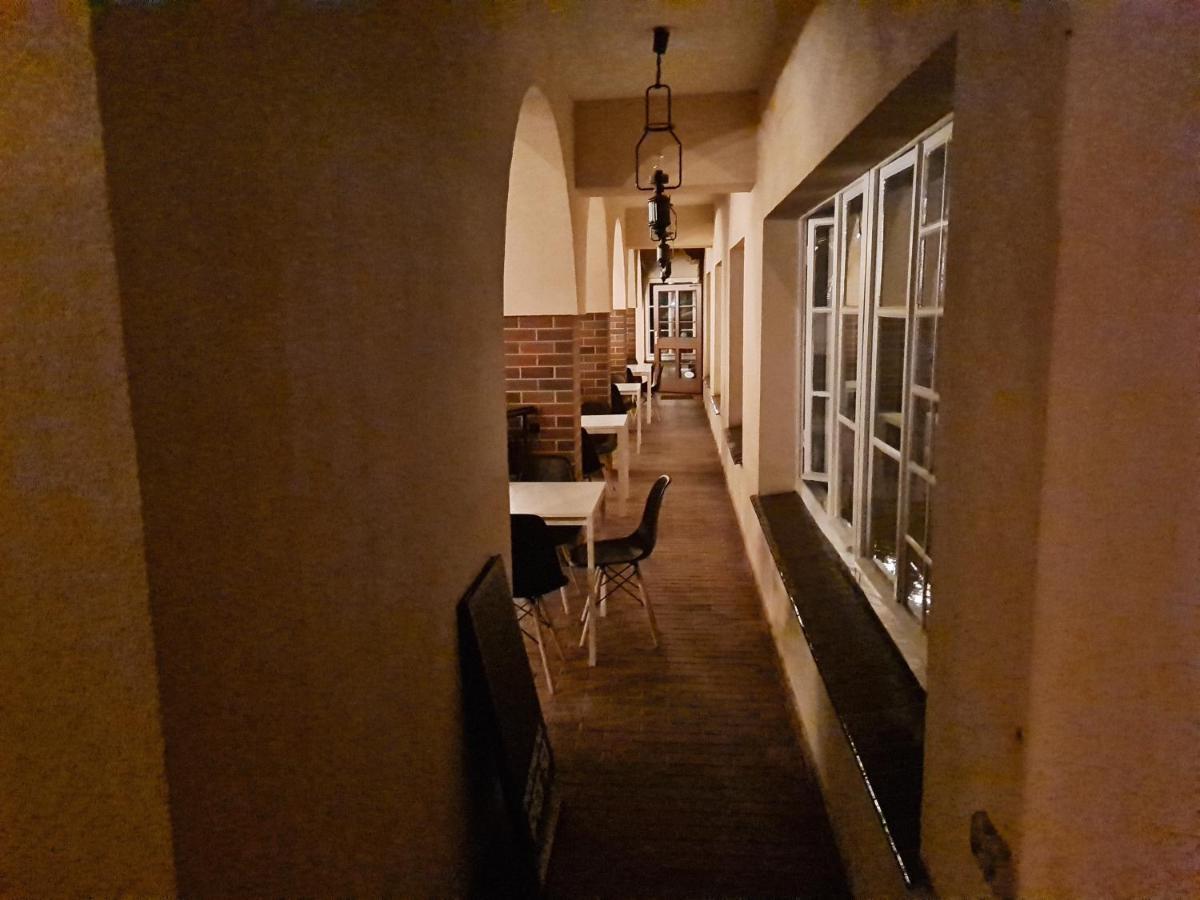 Hotel Zajazd Kultury, Dawniej Pocztowy Grünberg Exterior foto